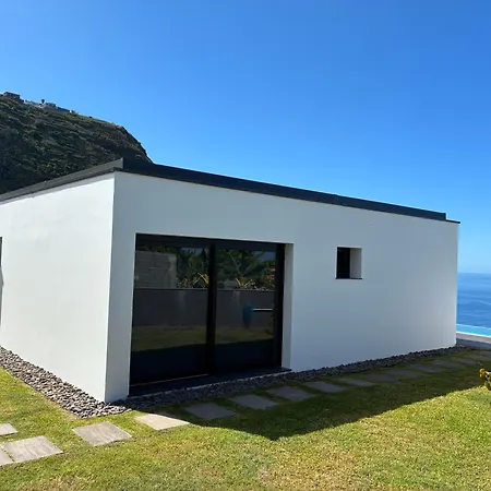 Sea View Villa *